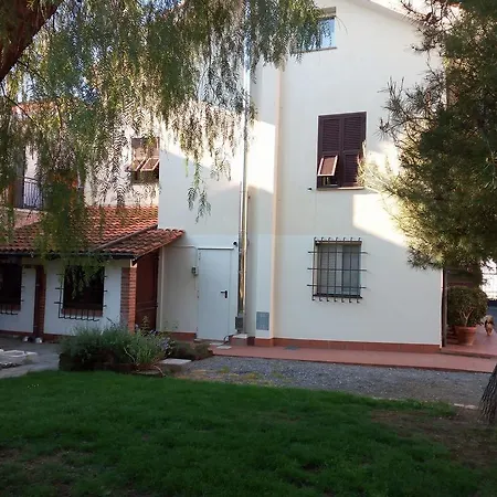 Casa Zafferano Guest House Albenga Exterior photo